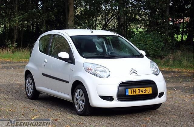 Wit Gebruikt 2009 Citroën C1 Hatchback | € 1.999 (Eerlijke prijs) - Afbeelding 1/4