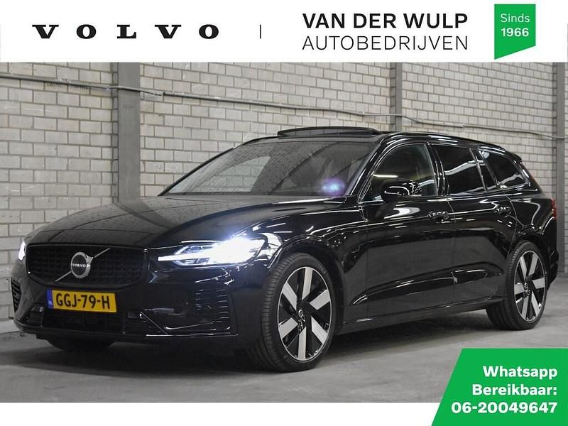 Zwart Occasion 2024 Volvo V60 Ultra Stationwagen | € 42.950 (Super prijs) - Afbeelding 1/4