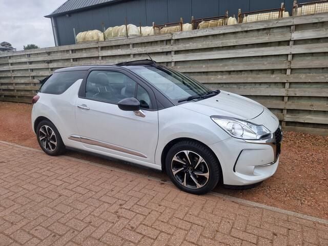 Wit Gebruikt 2017 DS Automobiles DS3 Cabriolet So Chic Cabriolet | € 13.950 - Afbeelding 1/4