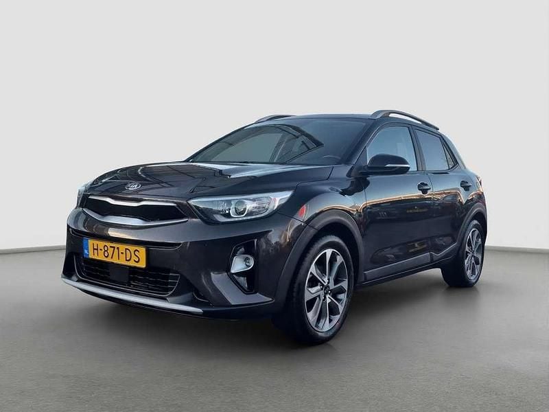 Bruin Occasion 2020 Kia Stonic SUV | € 13.440 (Goede deal) - Afbeelding 1/4
