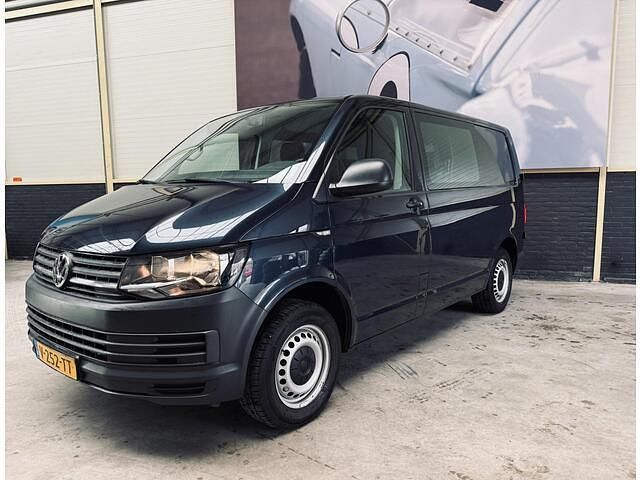(metallic) Occasion 2019 VW T6.1 Comfortline Van | € 19.900 (Super prijs) - Afbeelding 1/4