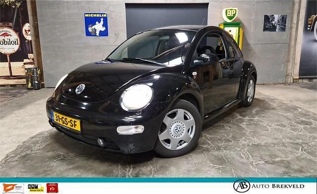 Zwart Gebruikt 2001 VW Beetle Highline Hatchback | € 3.450 (Iets duurder) - Afbeelding 1/4