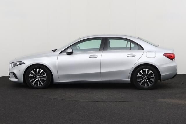 Occasion Mercedes A180 116 PK (85 kW) 2022 Zilver Sedan