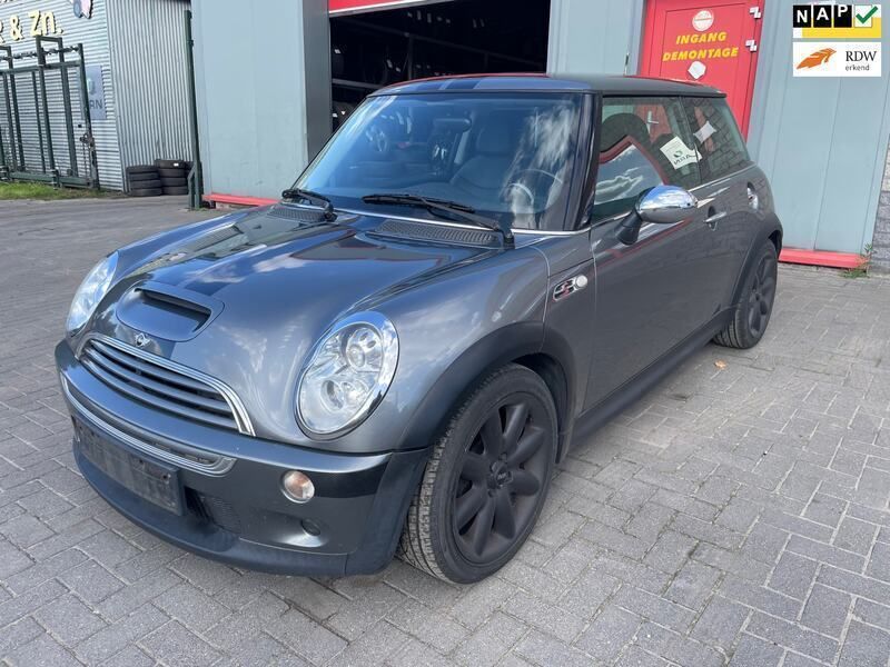Grijs Gebruikt 2005 Mini Cooper S Hatchback | € 5.599 (Iets duurder) - Afbeelding 1/4