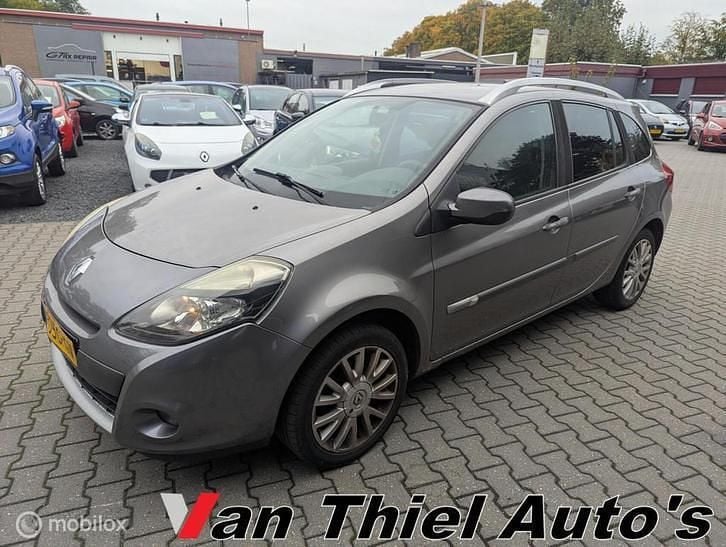 Occasion 2009 Renault Clio II Expression Stationwagen | € 1.450 (Goede deal) - Afbeelding 1/4