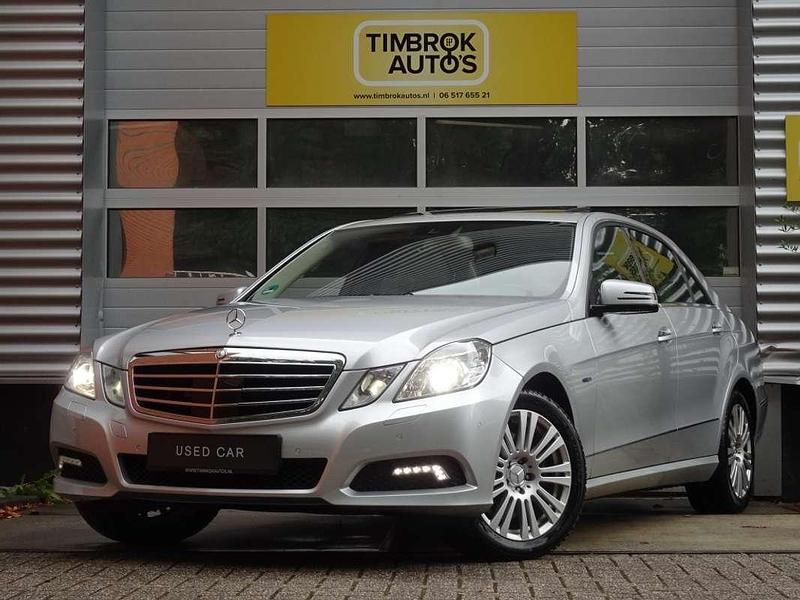 Zilver Gebruikt 2010 Mercedes E350 Sedan | € 18.950 (Iets duurder) - Afbeelding 1/4