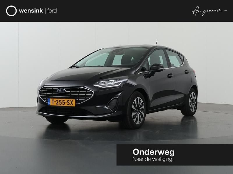 Zwart Gebruikt 2023 Ford Fiesta ST-Line Hatchback | € 18.630 (Eerlijke prijs) - Afbeelding 1/4
