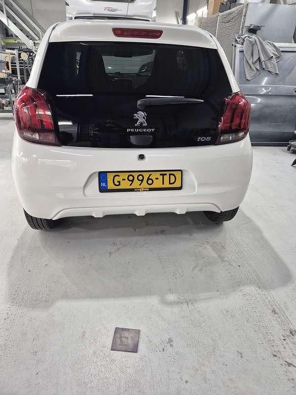 Occasion Peugeot 108 Active 72 PK (52 kW) 2019 Wit Sedan