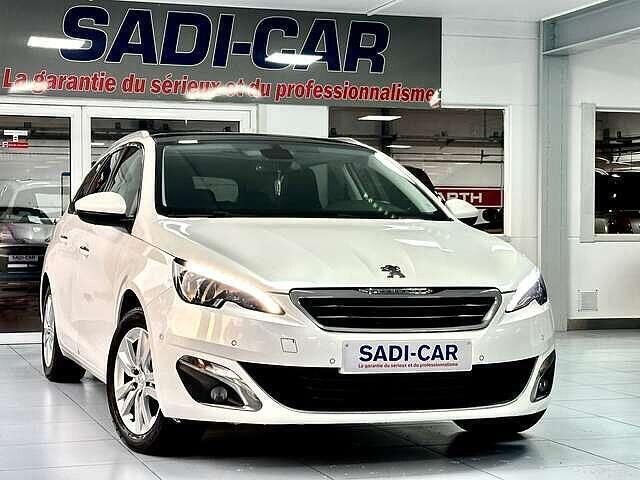 Wit Gebruikt 2014 Peugeot 308 Allure Stationwagen | € 7.990 (Eerlijke prijs) - Afbeelding 1/4