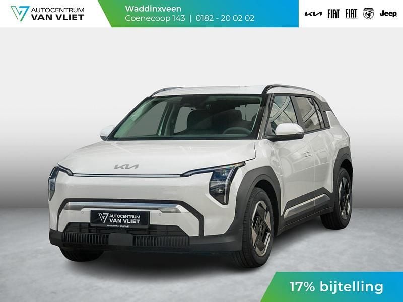 Wit Nieuw 2025 Kia EV3 Plus SUV | € 36.490 (Goede deal) - Afbeelding 1/4