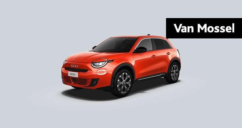 Oranje Nieuw 2025 Fiat 600 La Prima SUV | € 32.990 (Eerlijke prijs) - Afbeelding 1/4