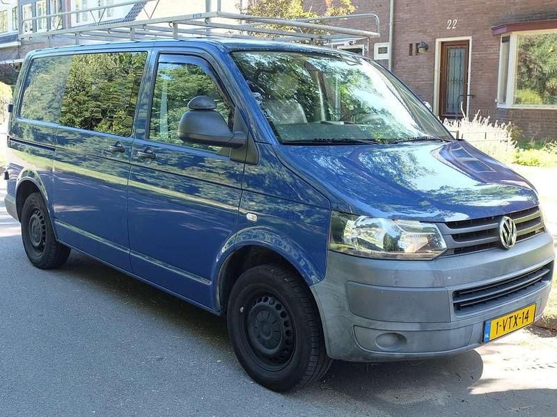 Blauw Gebruikt 2012 VW T5 Van | € 7.260 (Goede deal) - Afbeelding 1/4