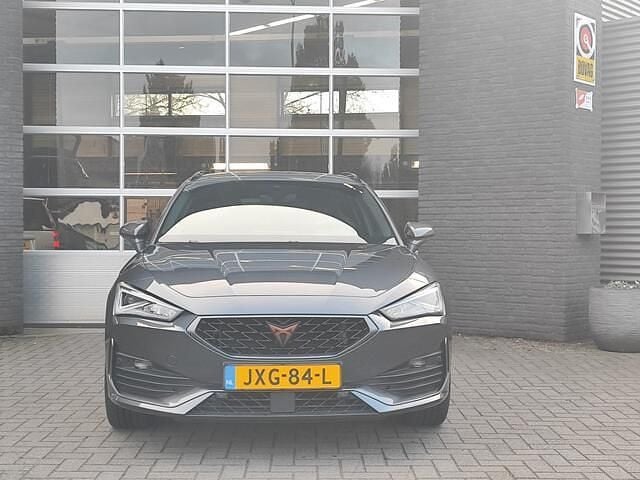 Occasion Cupra Leon 150 PK (110 kW) 2022 Grijs Stationwagen