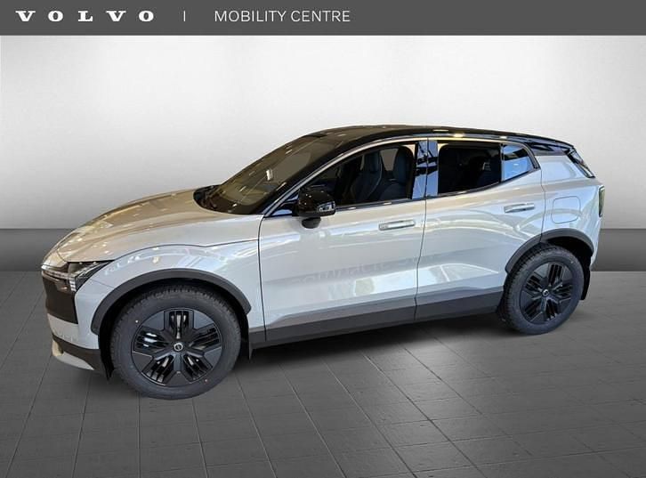 Nieuw Volvo EX30 CC Ultra 315 kW (429 PK) 2025