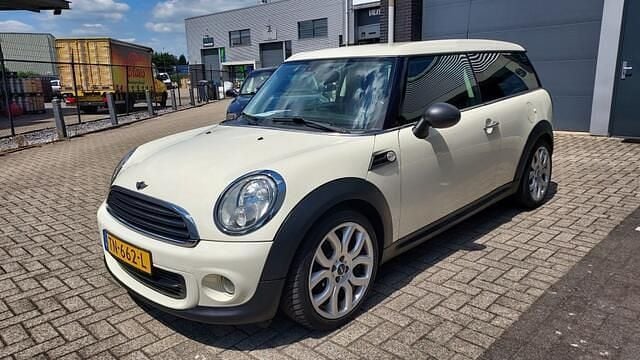 Wit Gebruikt 2011 Mini Clubman Stationwagen | € 4.950 - Afbeelding 1/4
