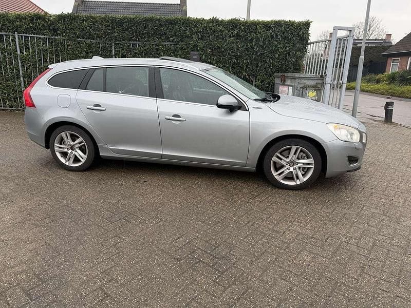 Occasion Volvo V60 215 PK (158 kW) 2013 Grijs Stationwagen
