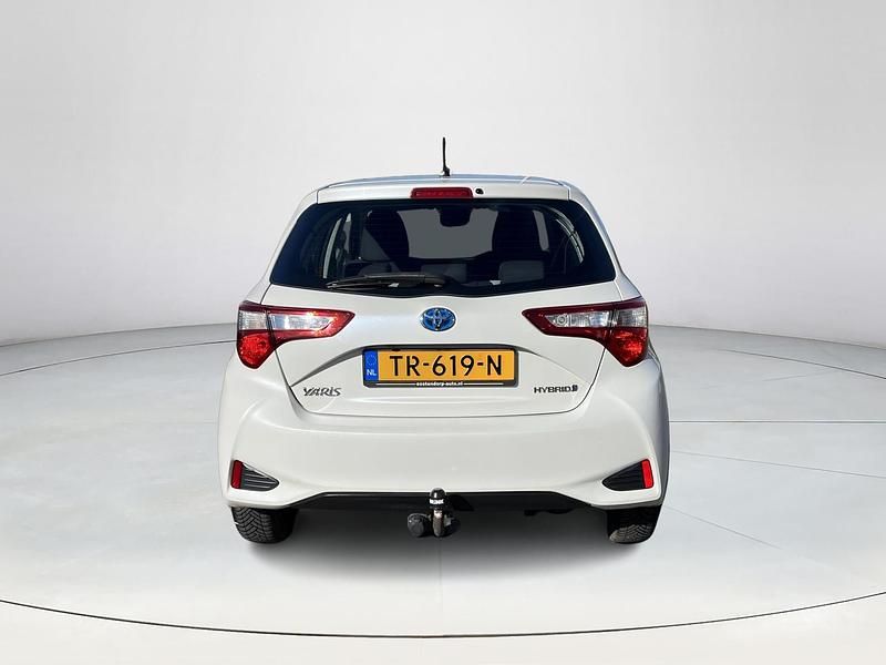Occasion Toyota Yaris Hybrid Active 100 PK (73 kW) 2018 Wit Hatchback