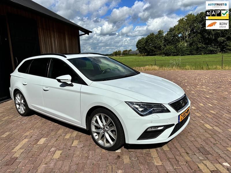 Wit Gebruikt 2017 Seat Leon XCELLENCE Stationwagen | € 16.950 (Eerlijke prijs) - Afbeelding 1/4