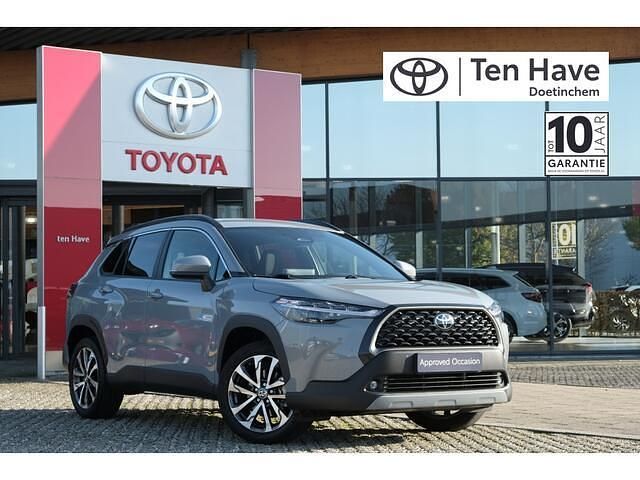 Grijs Occasion 2025 Toyota Corolla Cross Style SUV | € 38.400 (Iets duurder) - Afbeelding 1/4