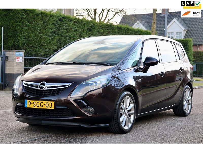 Bruin Occasion 2013 Opel Zafira MPV | € 5.695 (Goede deal) - Afbeelding 1/4
