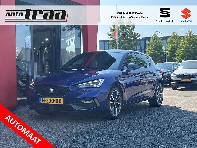 Blauw Gebruikt 2020 Seat Leon FR Hatchback | € 21.950 (Eerlijke prijs) - Afbeelding 1/4