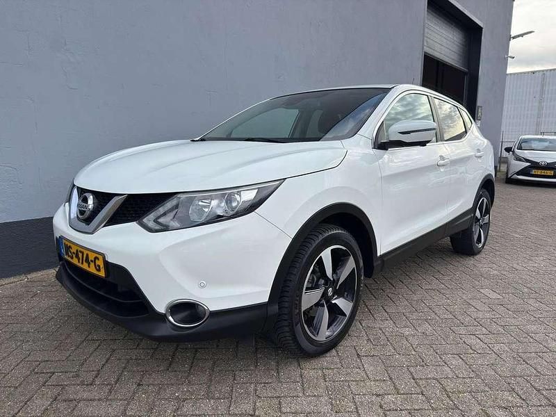 Wit Gebruikt 2017 Nissan Qashqai N-Connecta SUV | € 8.950 (Super prijs) - Afbeelding 1/4