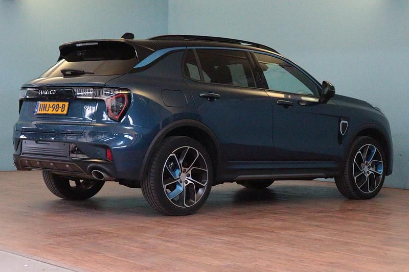 Occasion Lynk & Co 01 2025 Blauw (metallic) SUV