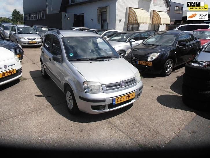 Grijs Gebruikt 2009 Fiat Panda Emotion Hatchback | € 1.450 (Super prijs) - Afbeelding 1/4