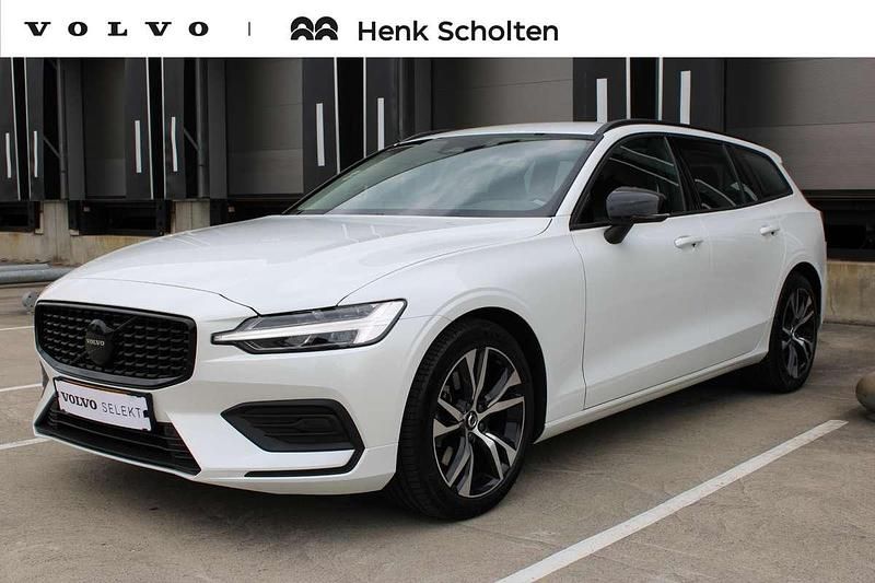 Wit Gebruikt 2024 Volvo V60 Stationwagen | € 44.950 (Iets duurder) - Afbeelding 1/3