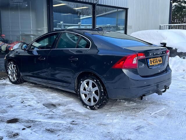 Occasion Volvo S60 Momentum 150 PK (110 kW) 2013 Grijs (metallic) Sedan