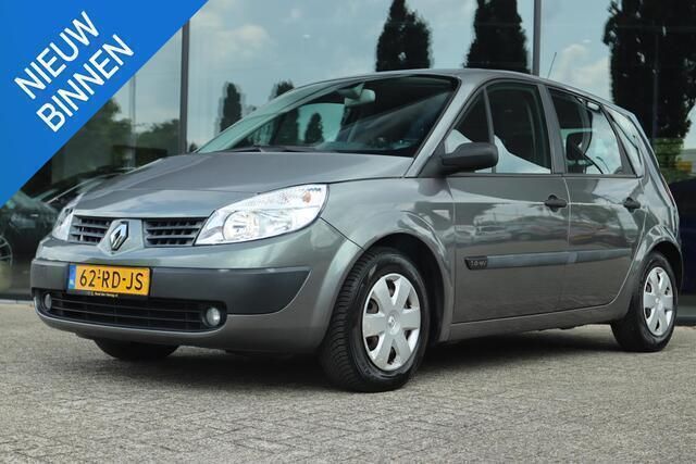 Grijs Gebruikt 2004 Renault Scénic II Komfort MPV | € 2.900 (Duur) - Afbeelding 1/4