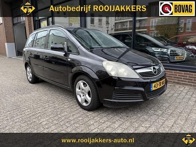 Zwart Gebruikt 2006 Opel Zafira Enjoy MPV | € 2.850 (Eerlijke prijs) - Afbeelding 1/4