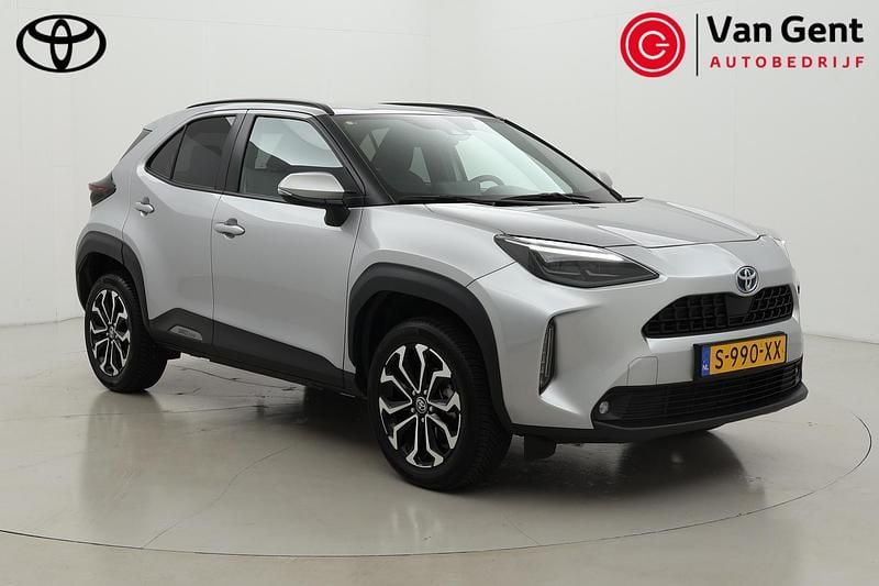 Grijs Gebruikt 2023 Toyota Yaris Cross SUV | € 26.999 (Eerlijke prijs) - Afbeelding 1/4