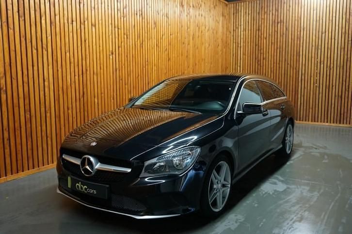 Zwart Occasion 2016 Mercedes CLA180 Ambition Sedan | € 15.900 (Eerlijke prijs) - Afbeelding 1/4