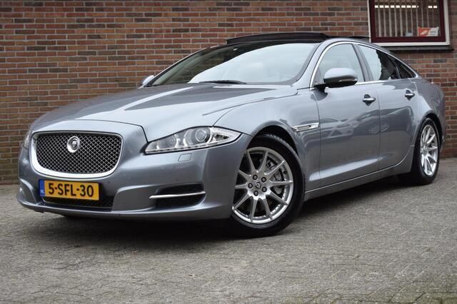 Grijs Gebruikt 2013 Jaguar XJ Premium Luxury Sedan | € 14.949 (Super prijs) - Afbeelding 1/4
