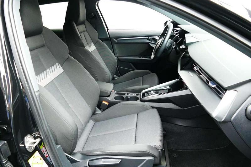 Occasion Audi A3 Sportback e-tron Business 150 PK (110 kW) 2021 Zwart Hatchback