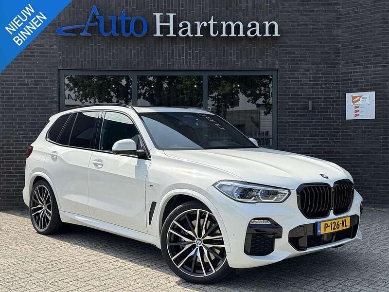 Wit Gebruikt 2020 BMW X5 Executive SUV | € 58.900 (Iets duurder) - Afbeelding 1/4