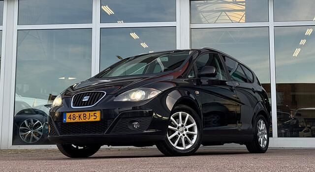 Zwart Gebruikt 2009 Seat Altea XL MPV | € 2.244 (Eerlijke prijs) - Afbeelding 1/3