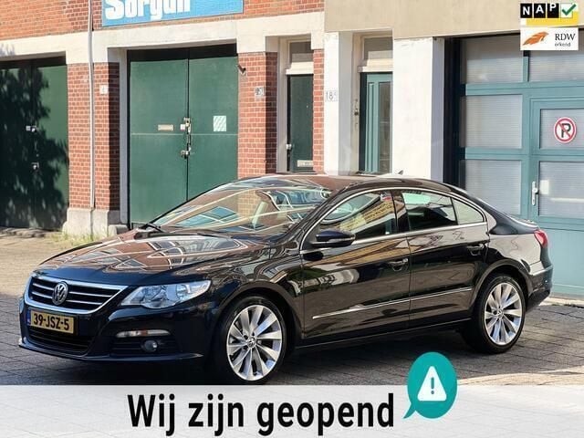 Zwart Gebruikt 2009 VW CC Sedan | € 4.450 (Super prijs) - Afbeelding 1/4