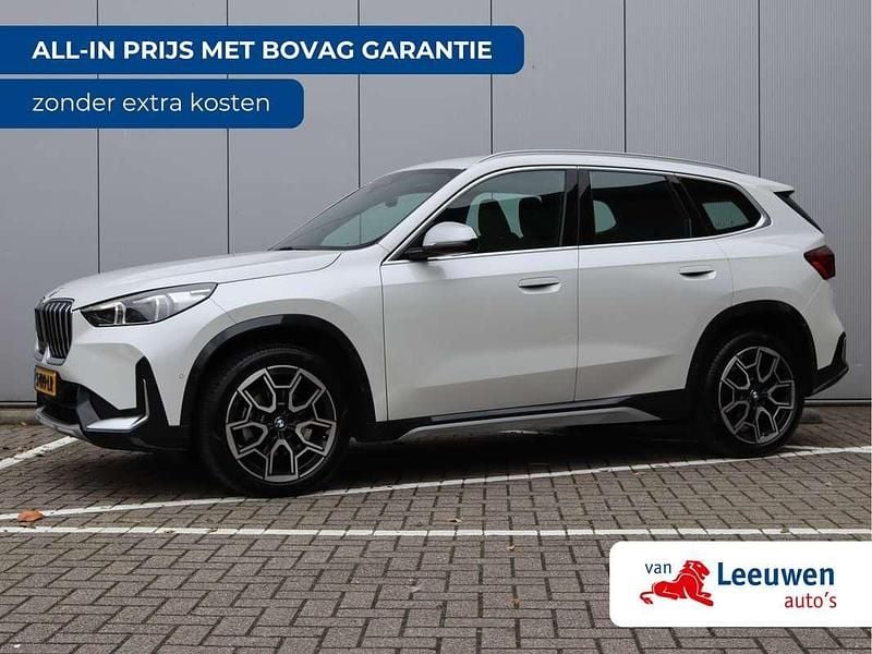 Wit Gebruikt 2023 BMW X1 Comfort Edition SUV | € 42.495 (Goede deal) - Afbeelding 1/3