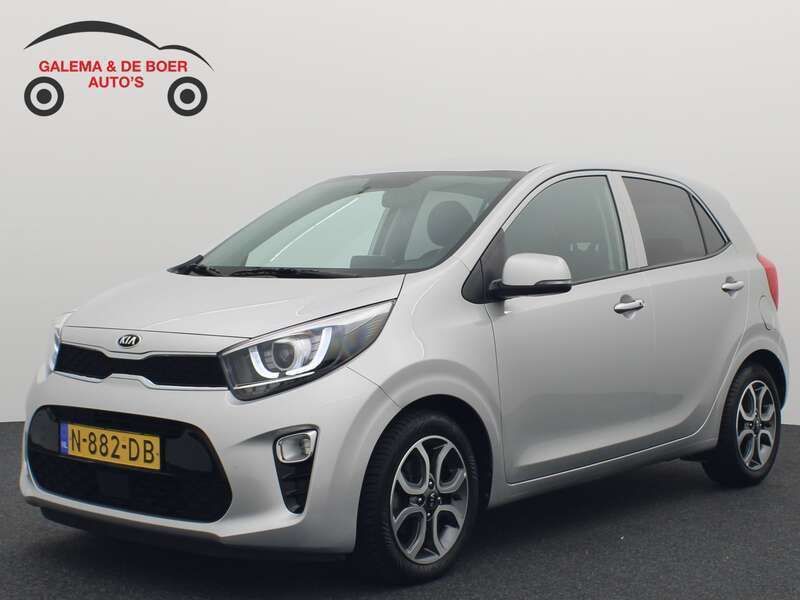 Grijs, metallic lak Gebruikt 2021 Kia Picanto Hatchback | € 12.444 (Eerlijke prijs) - Afbeelding 1/4