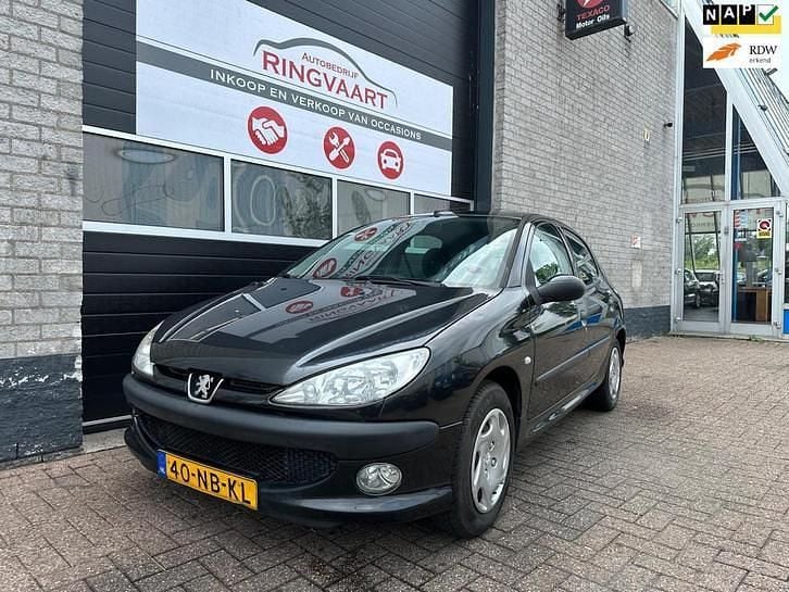 Gebruikt 2003 Peugeot 206 | € 999 (Eerlijke prijs) - Afbeelding 1/4