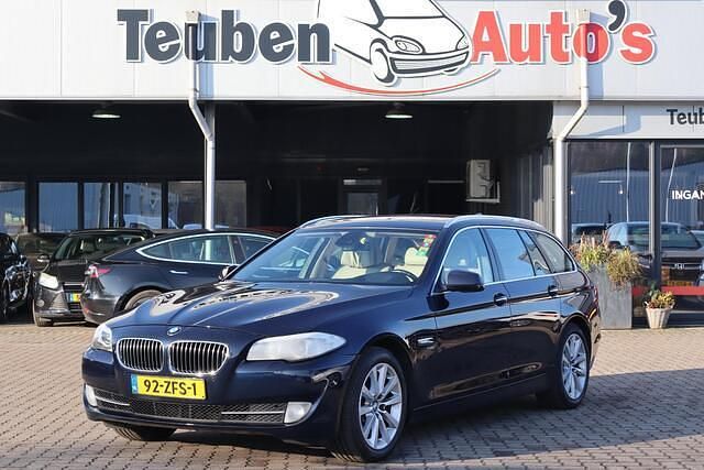 Blauw Occasion 2011 BMW 528 Executive Stationwagen | € 7.895 (Goede deal) - Afbeelding 1/4