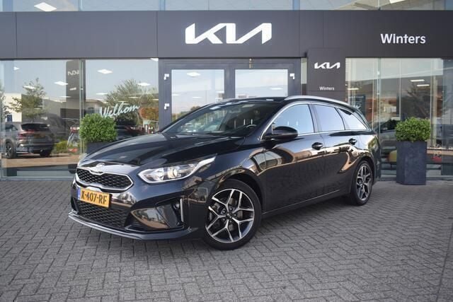 Zwart Gebruikt 2021 Kia Ceed Sportswagon GT-Line Stationwagen | € 21.895 (Iets duurder) - Afbeelding 1/4