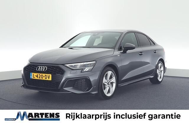 Grijs Gebruikt 2021 Audi A3 S-Line Sedan | € 27.949 (Eerlijke prijs) - Afbeelding 1/4