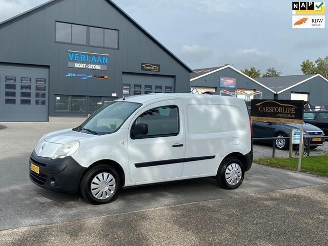 Wit Gebruikt 2009 Renault Kangoo Komfort MPV | € 2.699 (Eerlijke prijs) - Afbeelding 1/4