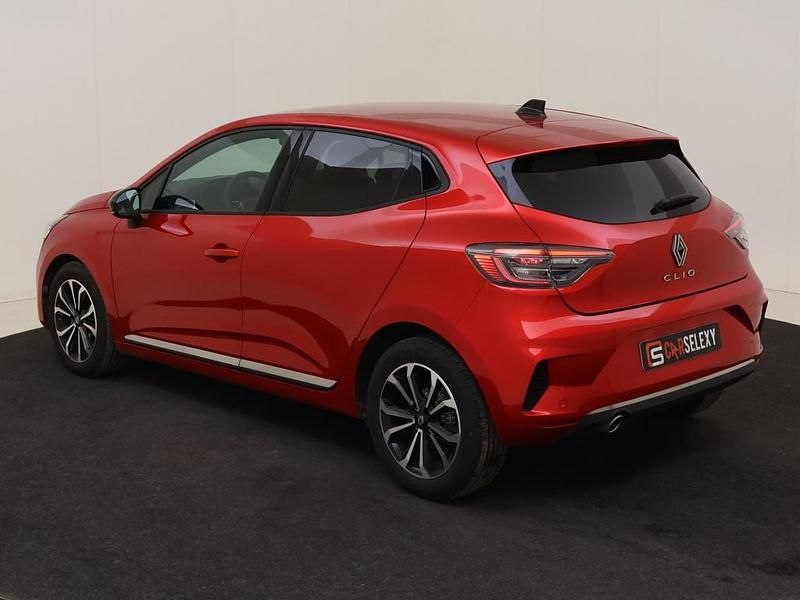 Occasion Renault Clio V Techno 90 PK (66 kW) 2024 Rood Hatchback