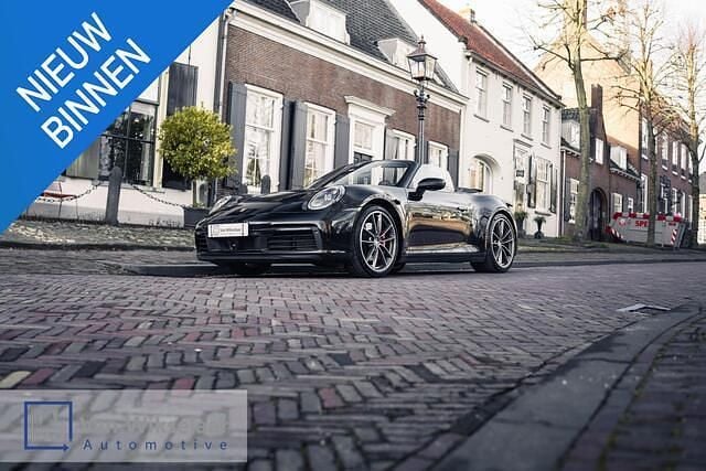 Zwart (metallic) Occasion 2019 Porsche 911 Carrera 4S Cabriolet Cabriolet | € 139.750 (Eerlijke prijs) - Afbeelding 1/4