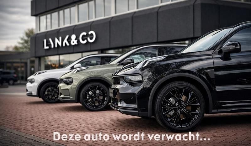 Zwart (metallic) Occasion 2025 Lynk & Co 08 SUV | € 51.935 (Goede deal) - Afbeelding 1/1