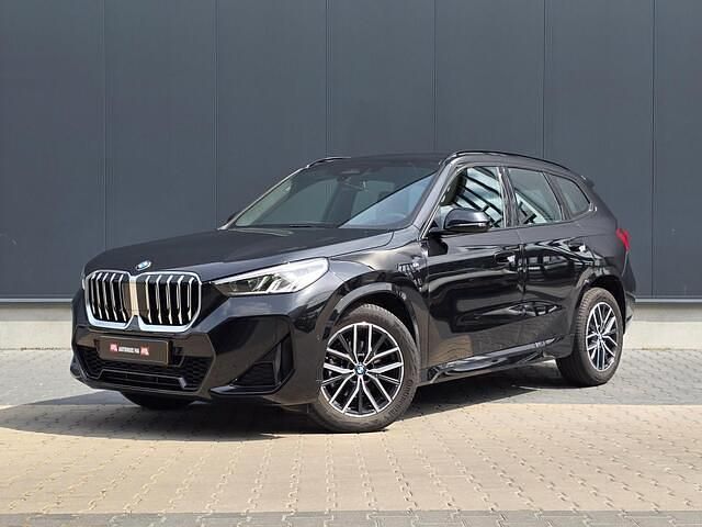 Zwart Gebruikt 2023 BMW X1 M Sport SUV | € 42.950 (Eerlijke prijs) - Afbeelding 1/4